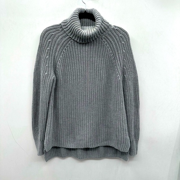 REVOLVE 525 AMERICA chunky Gray oversized woman cowl fisherman core Sweater S - Picture 1 of 13